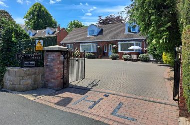 Holly Lodge, Alnwick